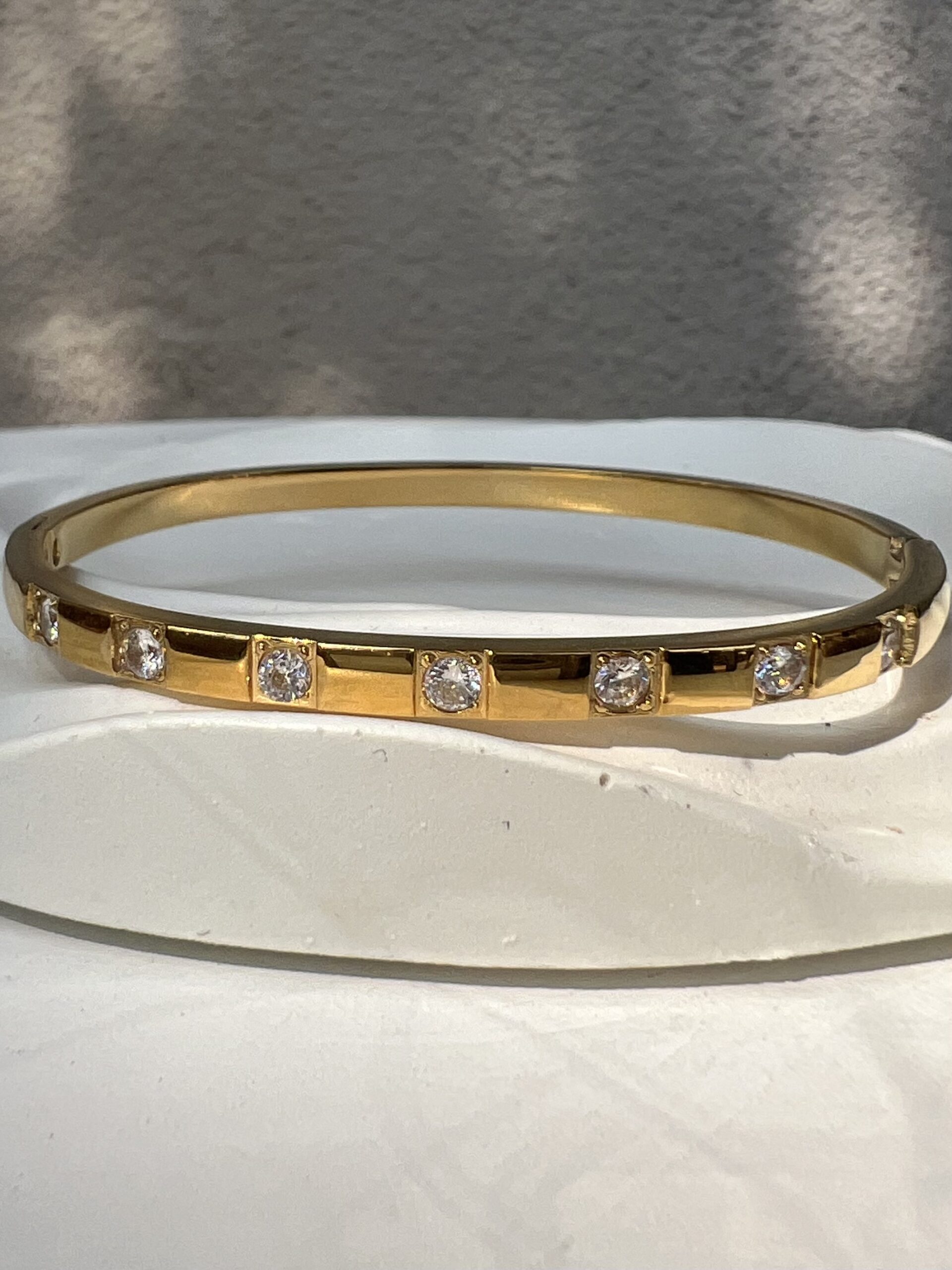 Stone Bracelet 01